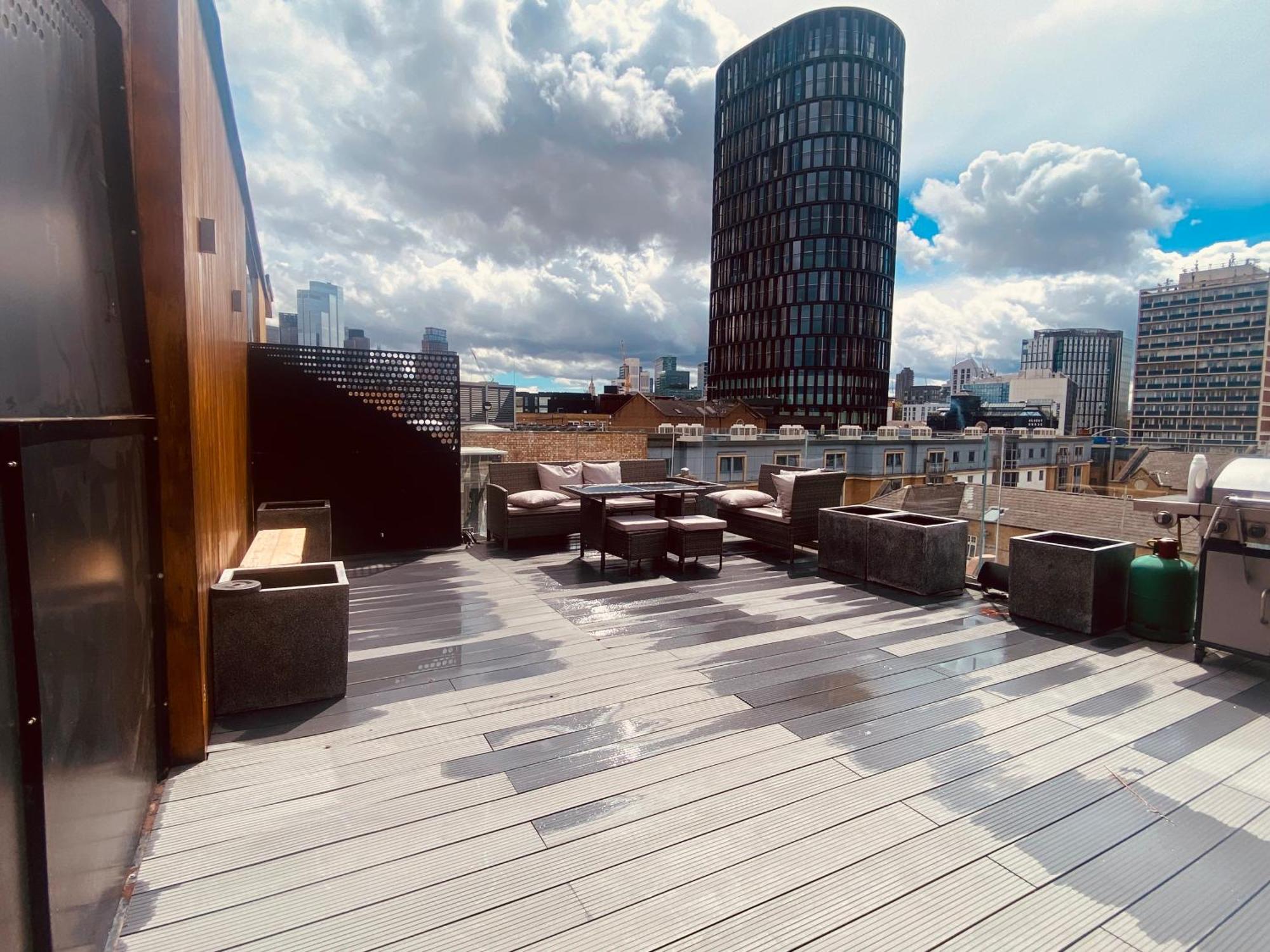 Shoreditch 3 Bed 2 Bath Large Terrace & Park View * Londra